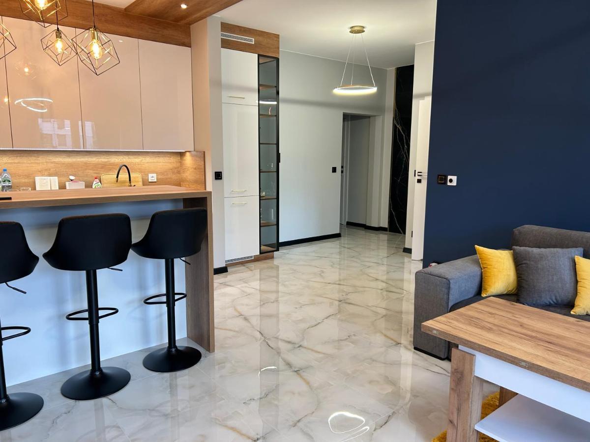 Golden Luxury Suite Nowy Dwor Mazowiecki Ngoại thất bức ảnh