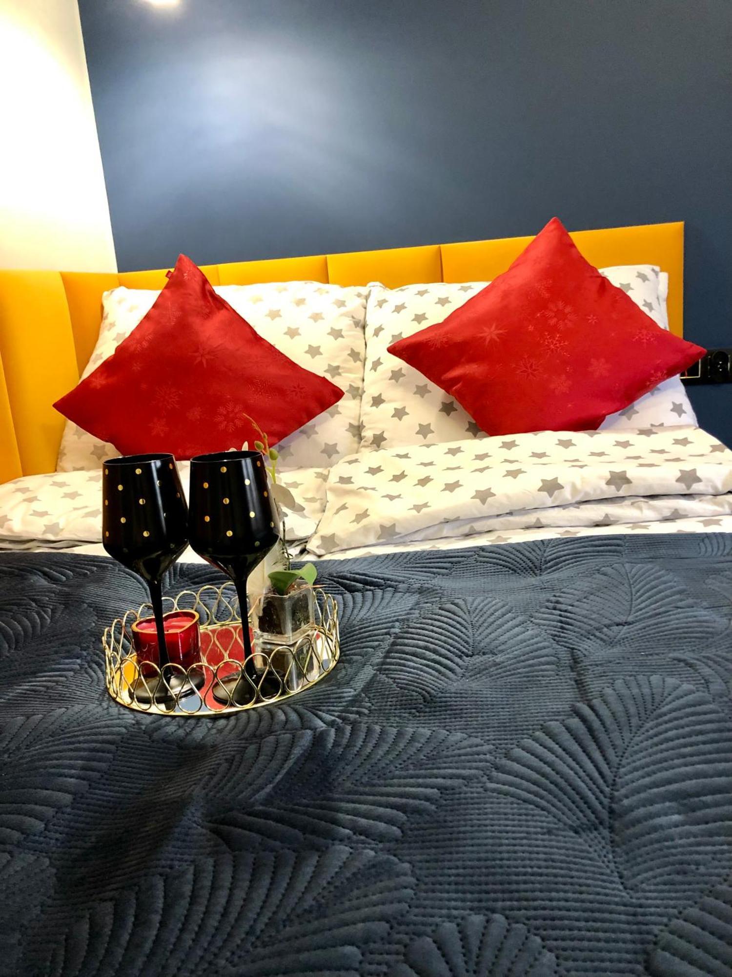 Golden Luxury Suite Nowy Dwor Mazowiecki Ngoại thất bức ảnh